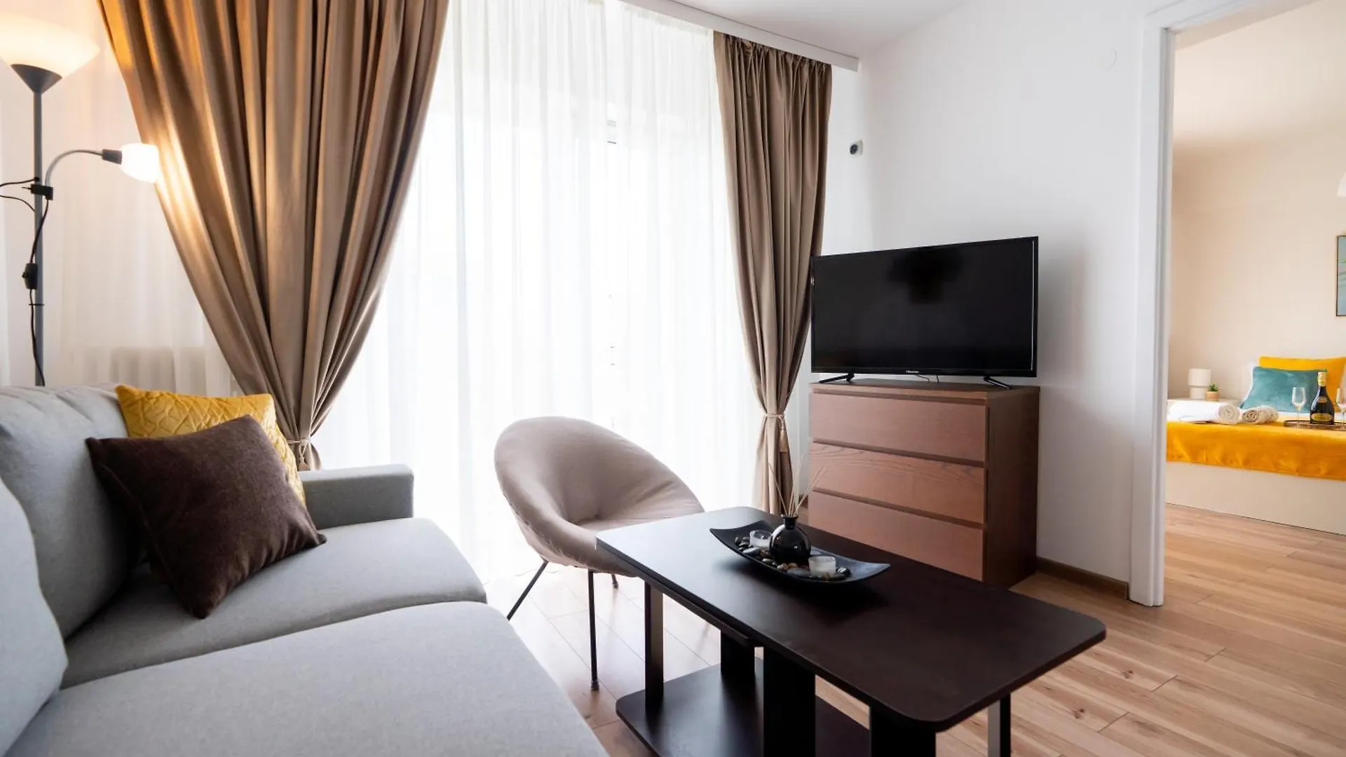 Stepup Apartment, Downtown Bucharest, City Center, Balcony View Bucharest